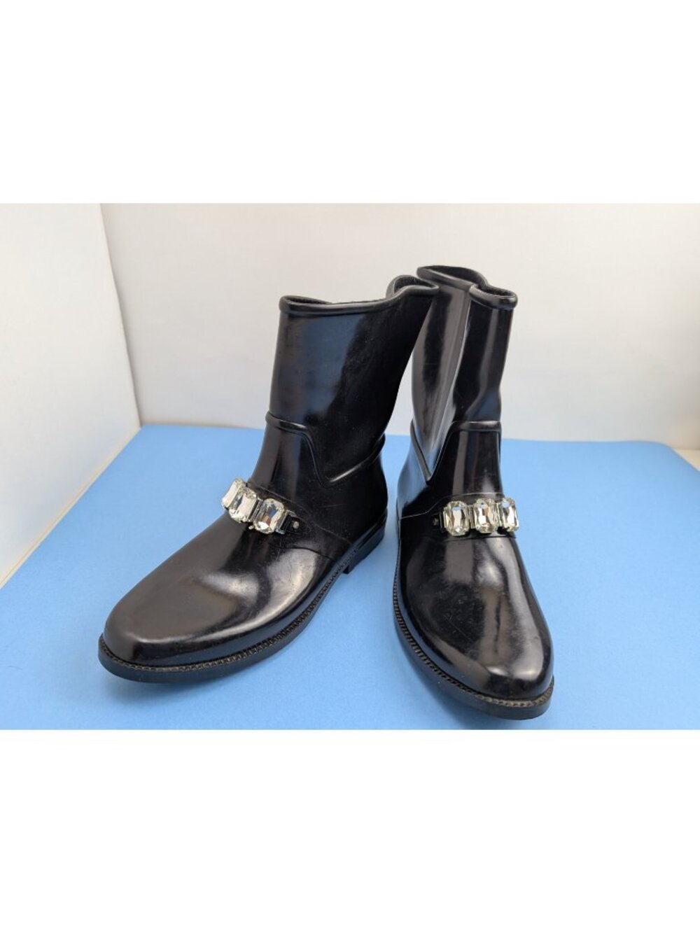 Michael Kors Women's Leslie Rubber Closed Toe Mid-Calf Rainboots, Black Sz 10